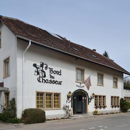 Hotel Du Chasseur Enges Ngoại thất bức ảnh
